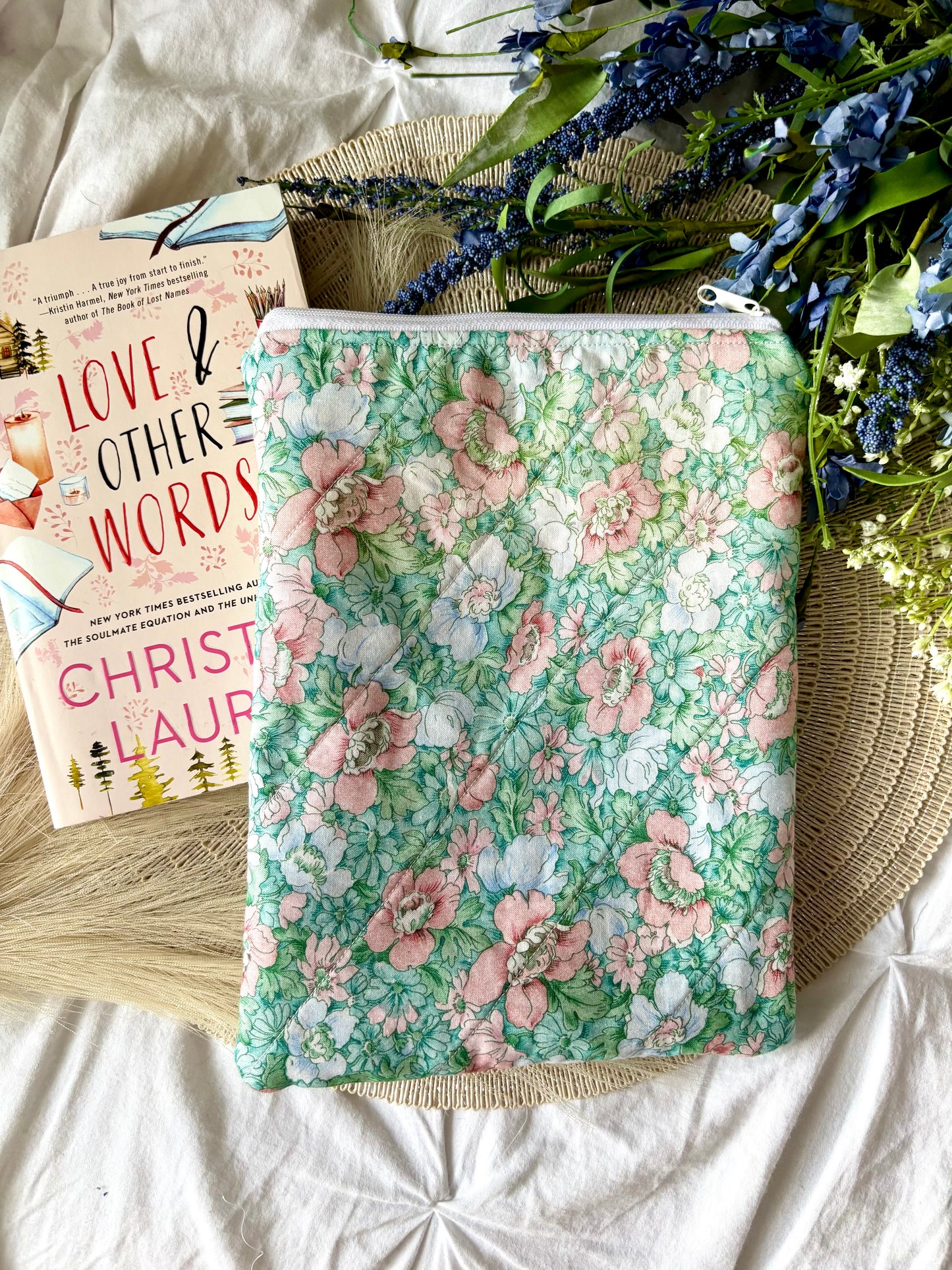 Isadora Book Sleeve