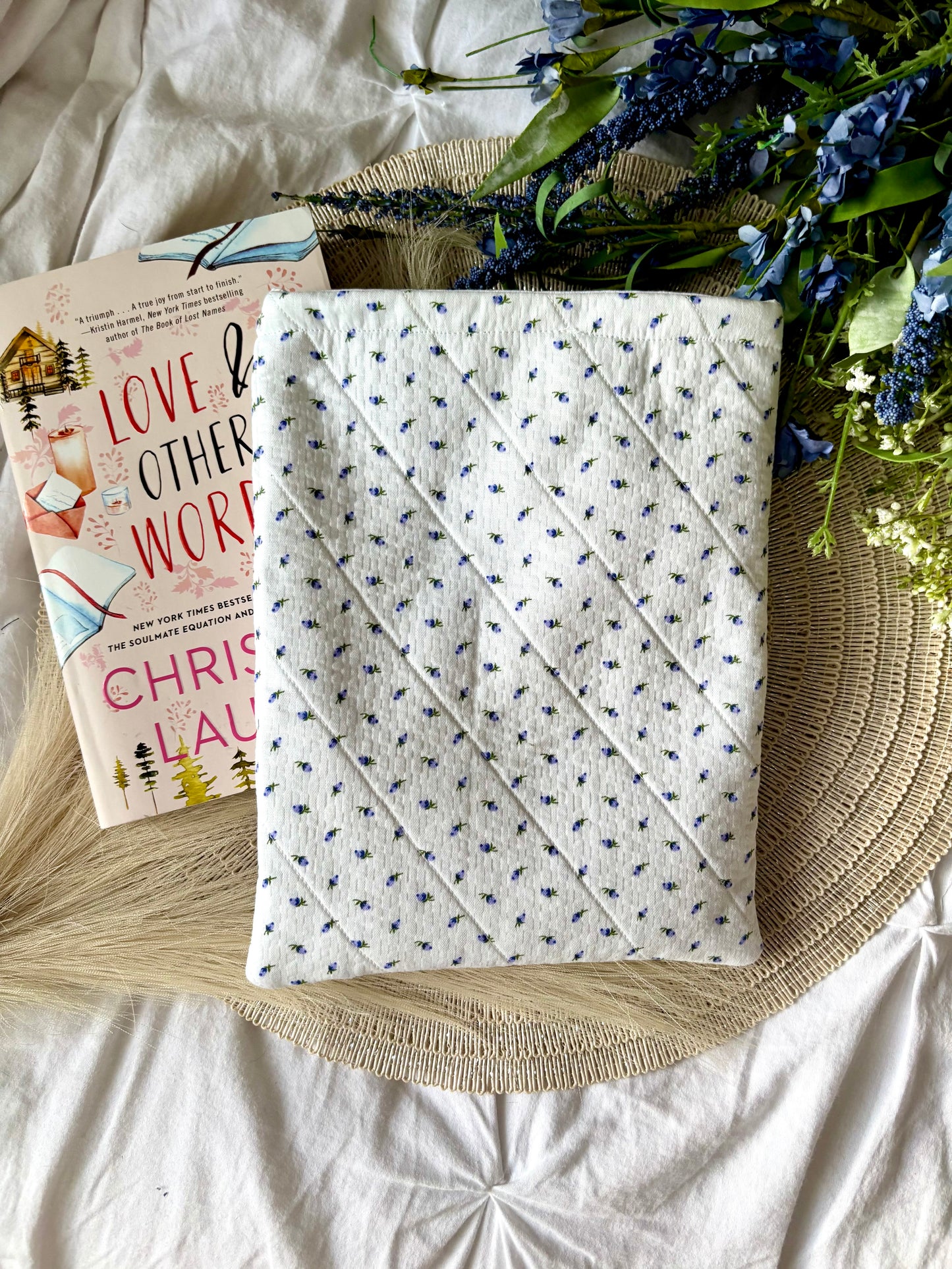 Dorothea Book Sleeve