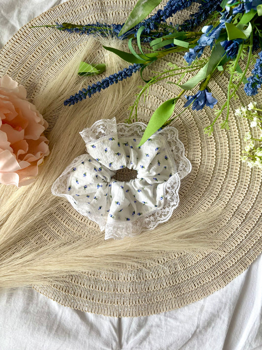 Dorothea Scrunchie