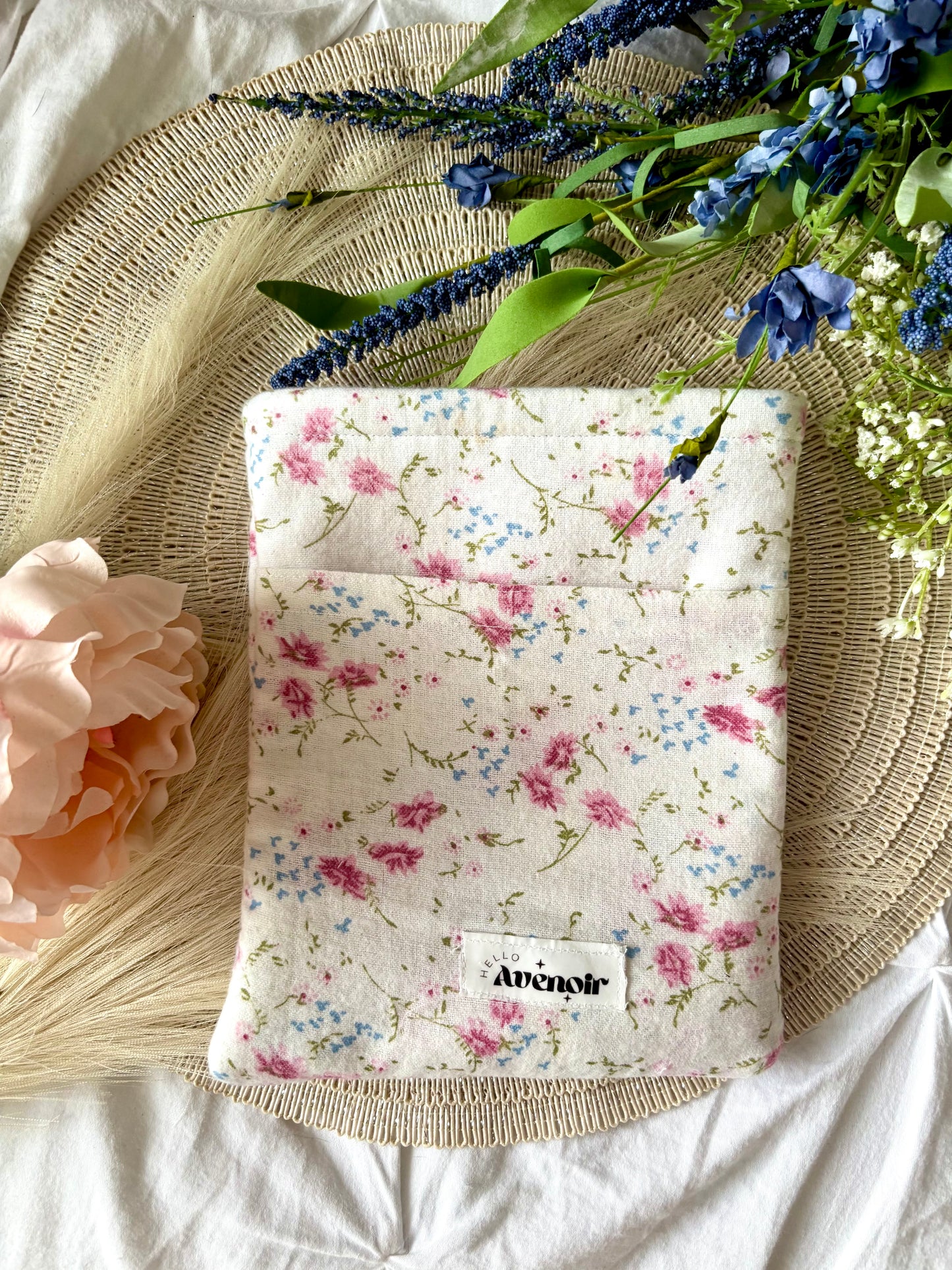 Adeline Kindle Sleeve