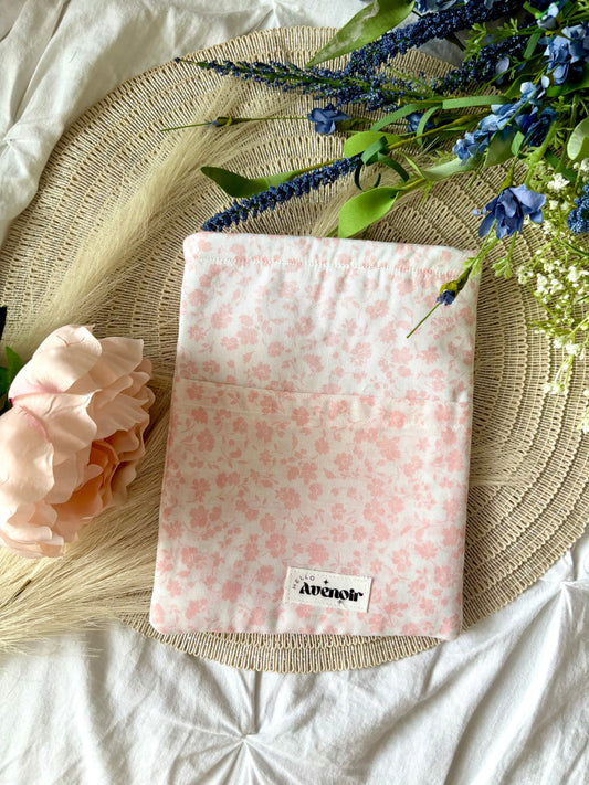 Lola Kindle Sleeve