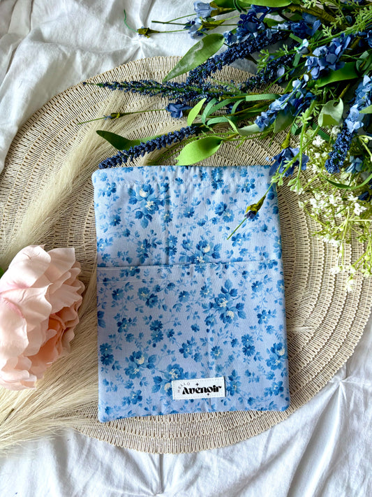 Delphine Kindle Sleeve