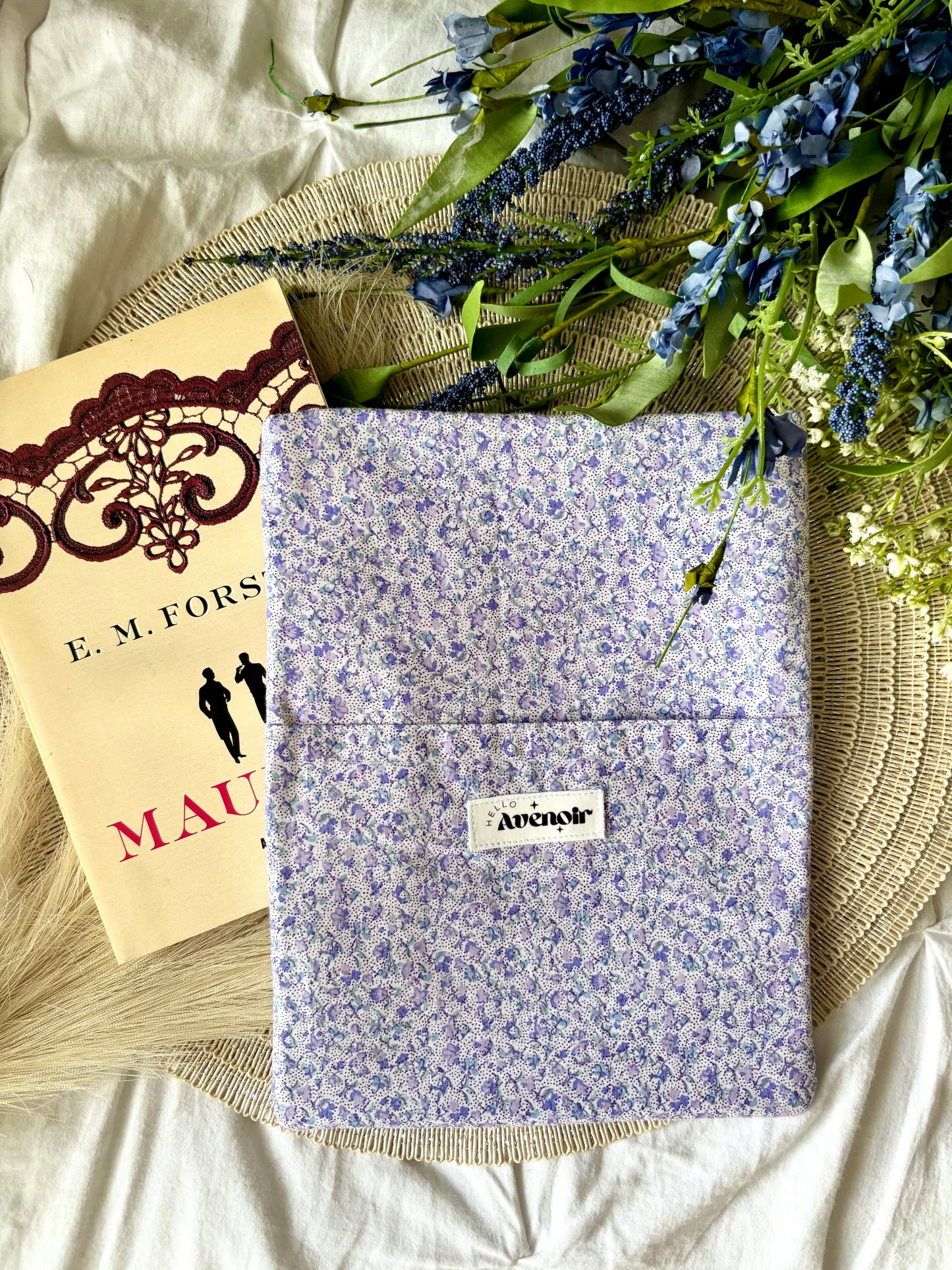 Violetta Book Sleeve