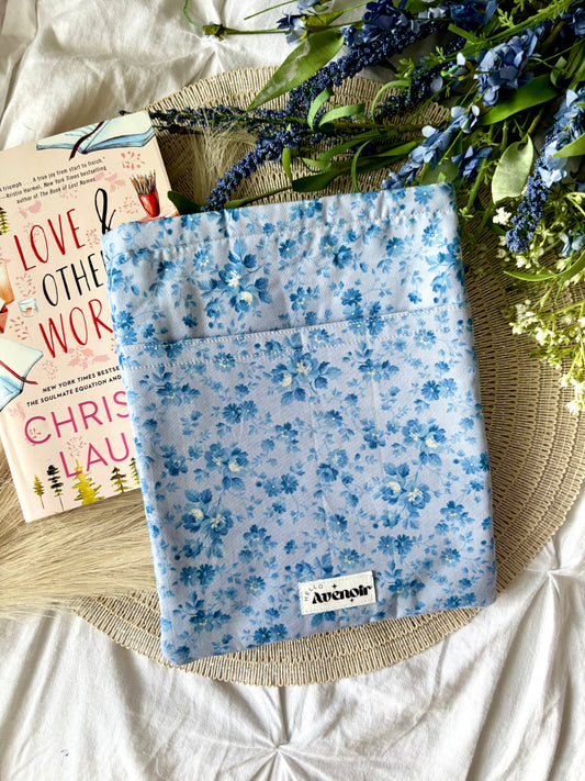 Delphine Book Sleeve