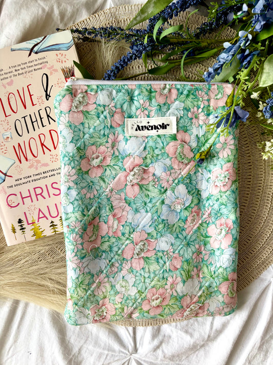 Isadora Book Sleeve
