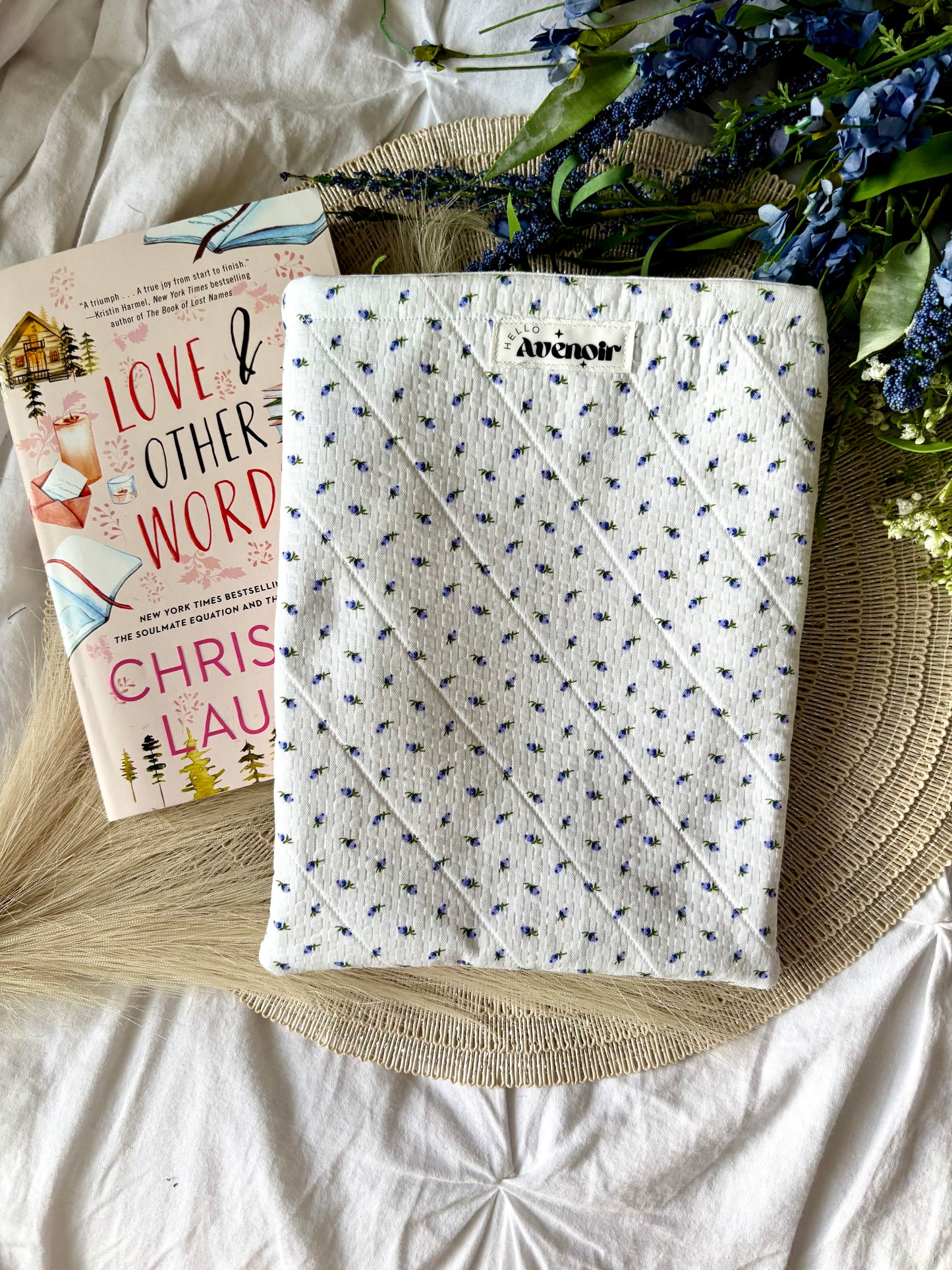 Dorothea Book Sleeve